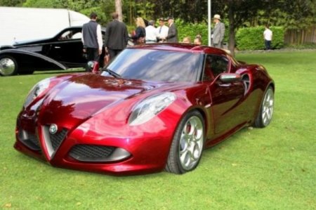 ������� ���� Alfa Romeo 4� ���������� �� ��������