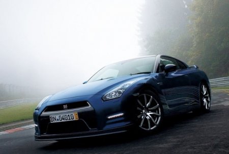 Nissan GT-R ���� ��� �������