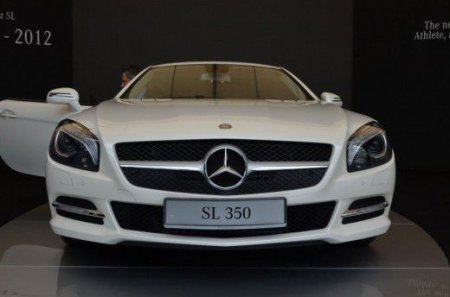 Mercedes-Benz SL-Class �������� � ������� � ��������
