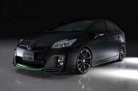 ������ Toyota Prius 3 �� ������ Wald International