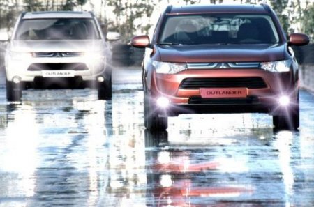 Mitsubishi Outlander �������� 5 ����� � �������� ������������ Euro NCAP