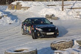 ����-����� Honda Civic, Mazda3