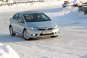 ����-����� Honda Civic, Mazda3