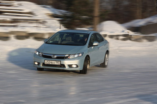 ����-����� Honda Civic, Mazda3