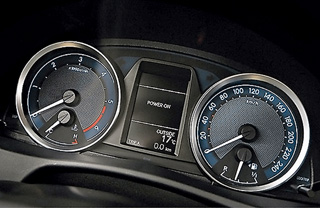 ����-����� Toyota Auris