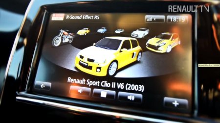 ����� 2013 Renault Clio RS �������� ��� ��������.