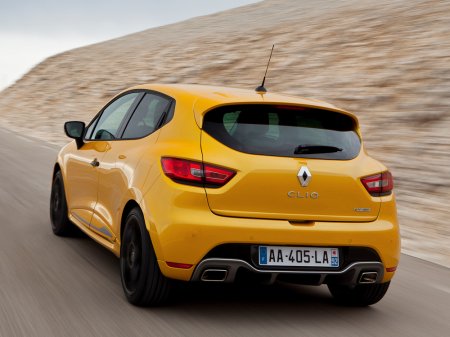 ����� 2013 Renault Clio RS �������� ��� ��������.