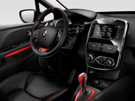 ����� 2013 Renault Clio RS �������� ��� ��������.