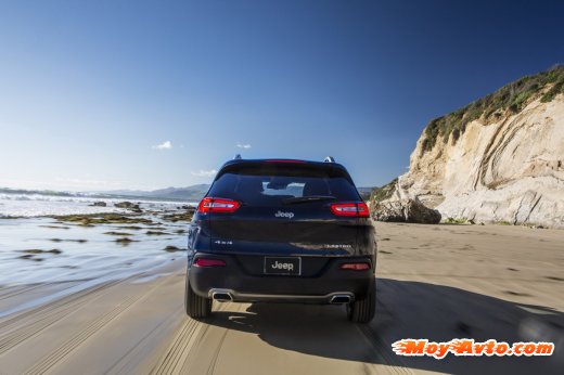 ������������ � ���-����� 2013: 2014 Jeep Cherokee. ����������� � ����� ����������