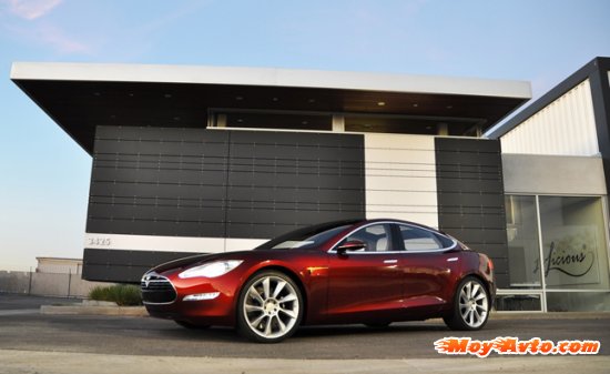 Tesla ����������� ���������� ��������� ��� Model S