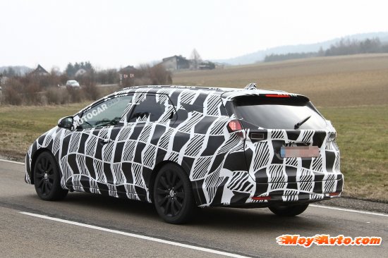 ������ ���������� ���� Honda Civic Tourer ��������� � ���������