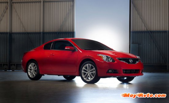 Nissan ��������� ����� ���� Altima � ������������