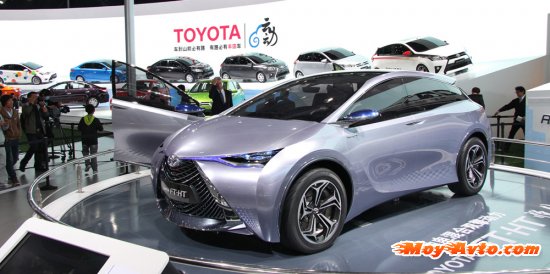 ������������ � ������ 2013: Toyota ����������� ������������� 6-������� ��������� �������