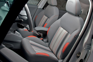 ����-����� Peugeot 208