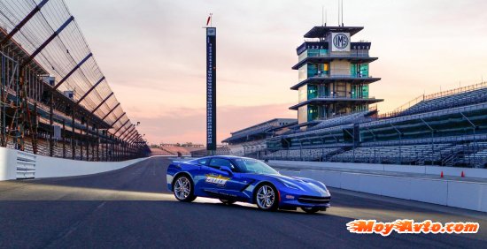 2014 Chevrolet Corvette Stingray ����� ����������� � ������ Indy 500 Pace