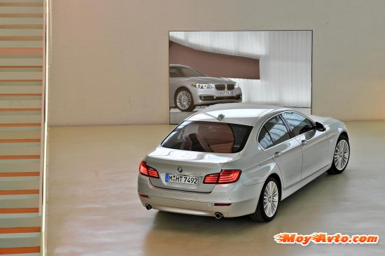 ����������� ���������� � ����� 2014 BMW 5-Series
