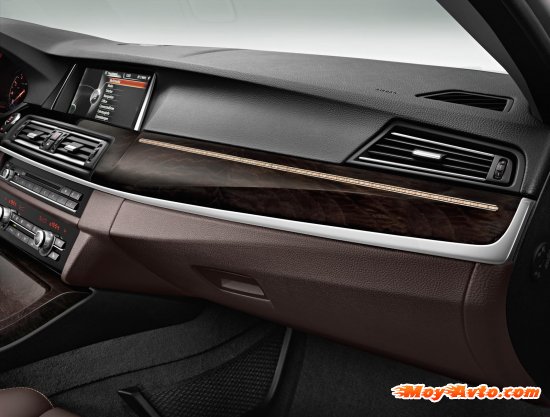 ����������� ���������� � ����� 2014 BMW 5-Series