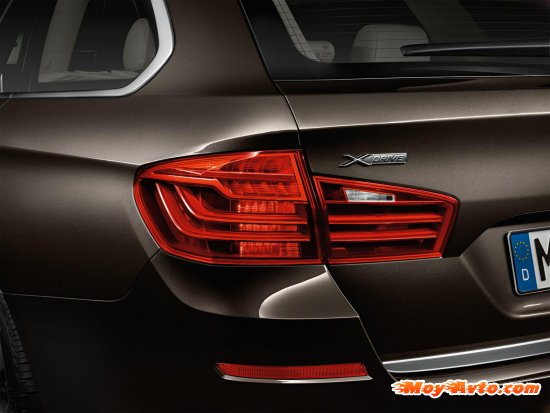 ����������� ���������� � ����� 2014 BMW 5-Series