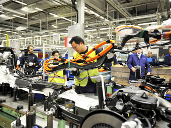 ��������� �������� Geely ���������� ���������� Volvo