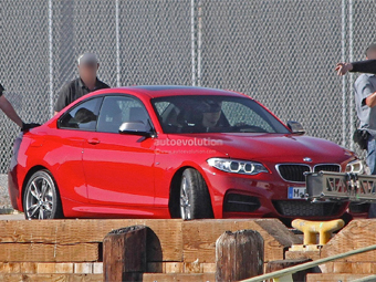 "������" BMW ������� �� ����������