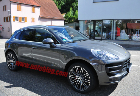 ��������� ��������� Porsche ���������������� ��� ���������