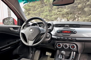 ����-����� Alfa Romeo Giulietta