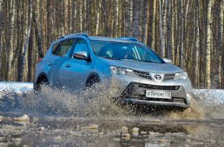 ����-����� Ford Kuga, Honda CR-V, Toyota RAV4