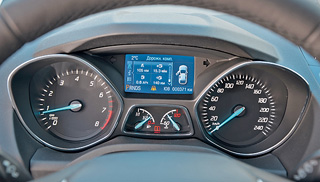 ����-����� Ford Kuga, Honda CR-V, Toyota RAV4