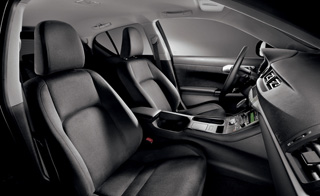 ����-����� Lexus CT200h