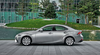 ����-����� Lexus IS