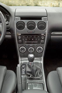 ����-����� Mazda6