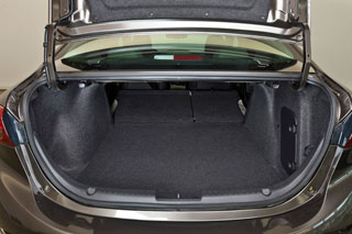����-����� Mazda 3