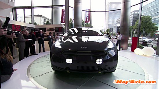 ������������ �� ����������-2013: Kia ����������� ������� Niro �� ���������� (�����)