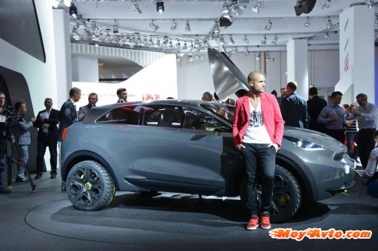������������ �� ����������-2013: Kia ����������� ������� Niro �� ���������� (�����)