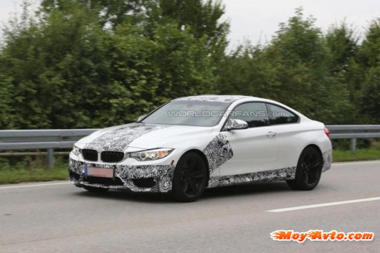 �������� ���������� BMW M4 DTM ��������� � ������ � �������
