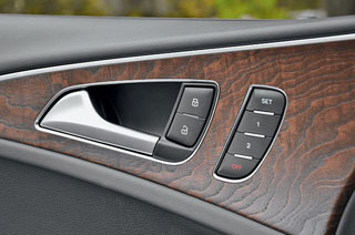 ����-����� Audi A6, BMW 5-series, Lexus ES350