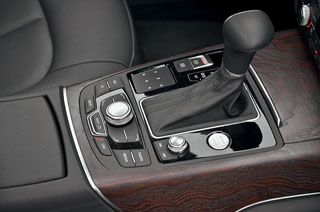 ����-����� Audi A6, BMW 5-series, Lexus ES350