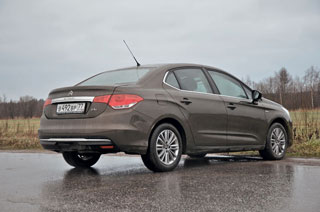 ����-����� Citroen C4, Peugeot 408