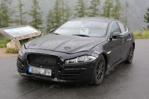 Jaguar XS