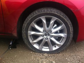 ����-����� Mazda3