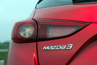 ����-����� Mazda3