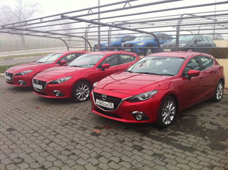 ����-����� Mazda3