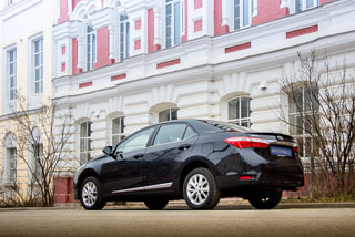 ����-����� Toyota Corolla