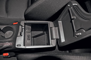 ����-����� Honda Civic, Mazda 3