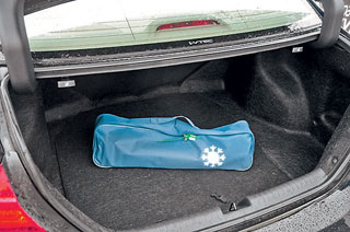 ����-����� Honda Civic, Mazda 3