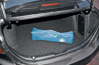����-����� Honda Civic, Mazda 3