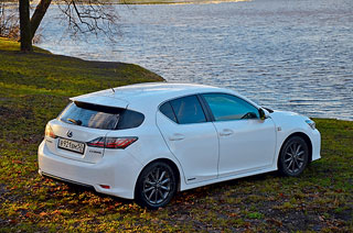 ����-����� Lexus CT