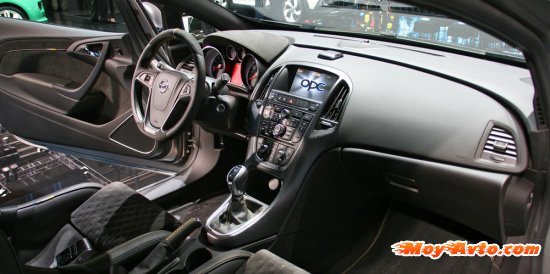 ������������ � ������-2014: Opel ������� Astra OPC ��������� ��������