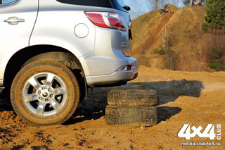 ����-����� Mitsubishi Pajero Sport, Chevrolet Trailblazer
