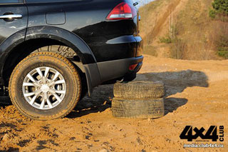 ����-����� Mitsubishi Pajero Sport, Chevrolet Trailblazer